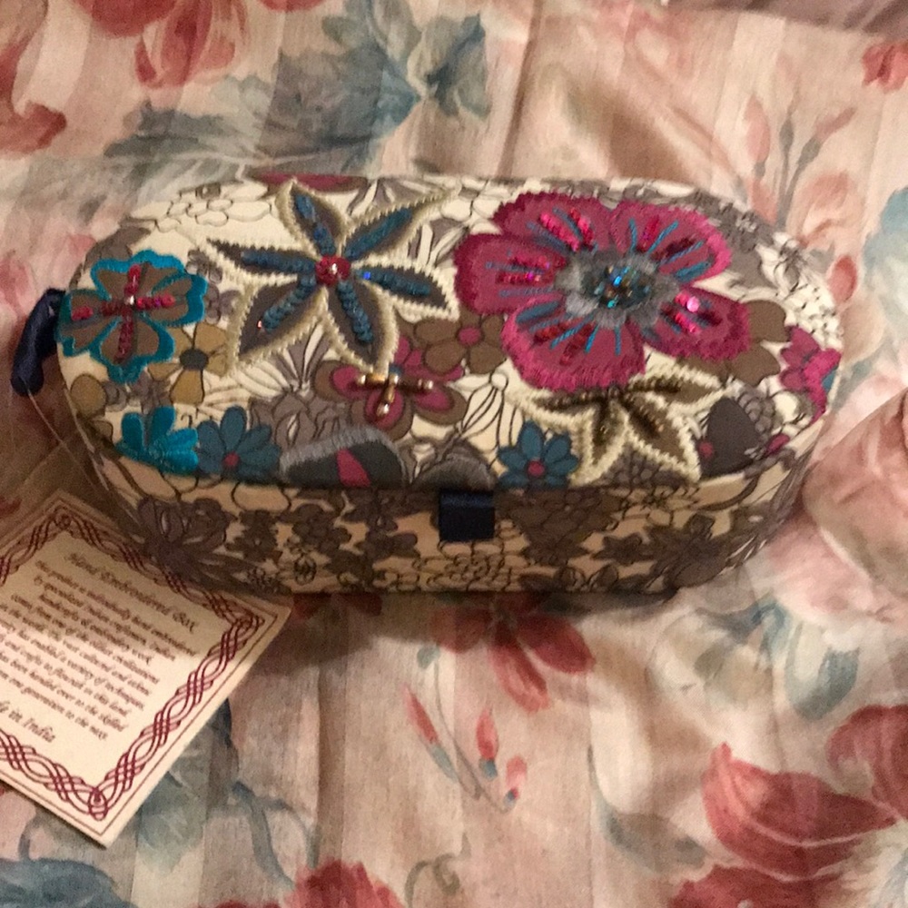 ❤️NWT❤️ HAND MADE JEWELRY BOX ❤️